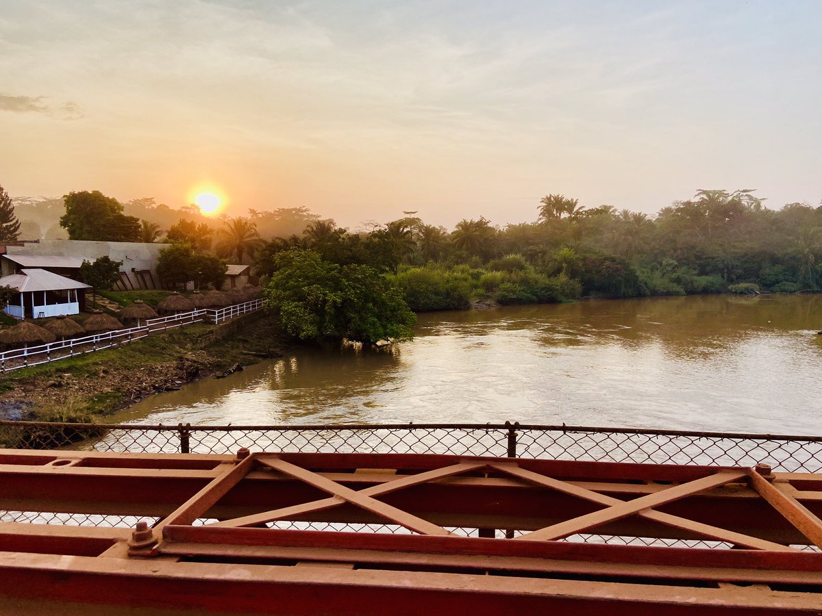 munguakonkwa95's tweet photo. Couché du soleil magnifique à Durba, le long de la rivière Kibali dans le Haut-Uélé!
#VisitCongoDR #sunset https://t.co/JXKDAvVm01