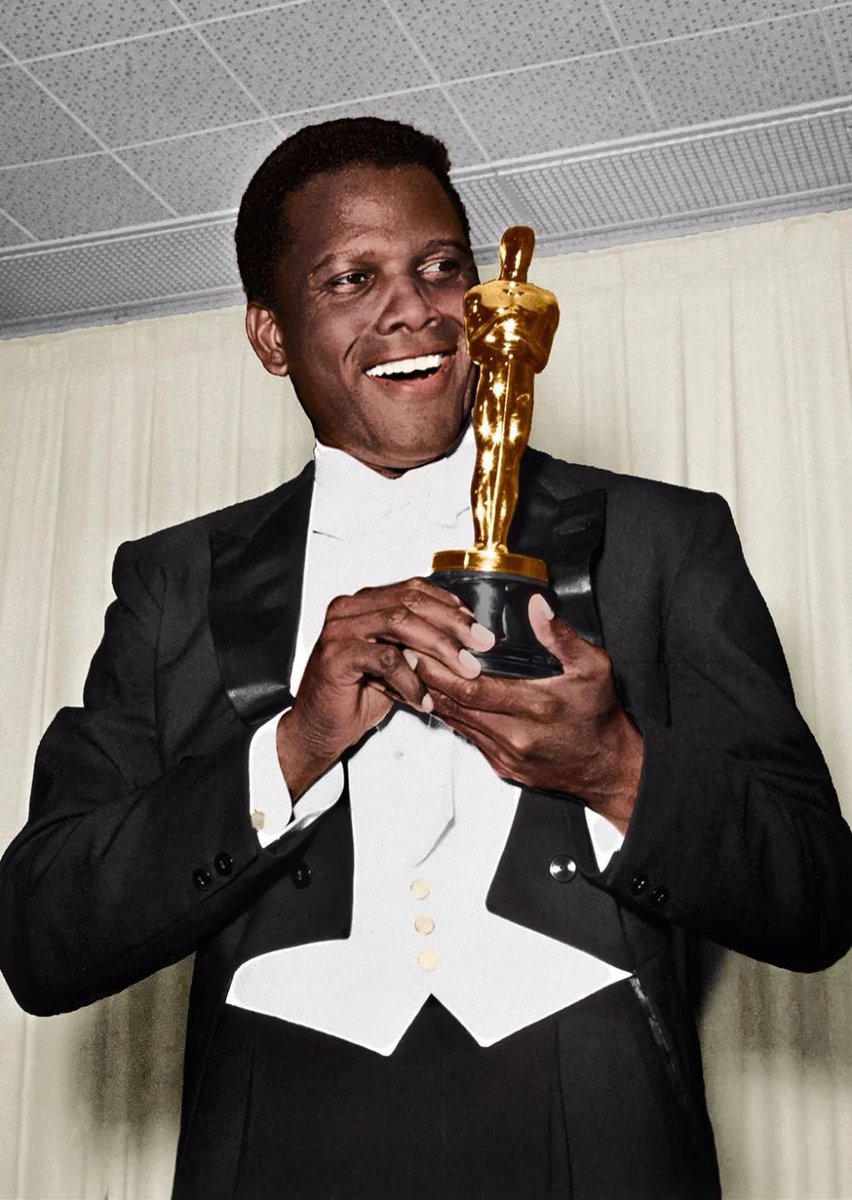 AfricanArchives's tweet photo. Rest in Power Sidney Poitier.

In 1964, he made history, becoming the first Black man to win an Oscar for Best Actor and paving the way.

He was an actor, filmmaker &amp; civil rights activist. https://t.co/RFKs5G1Q8h