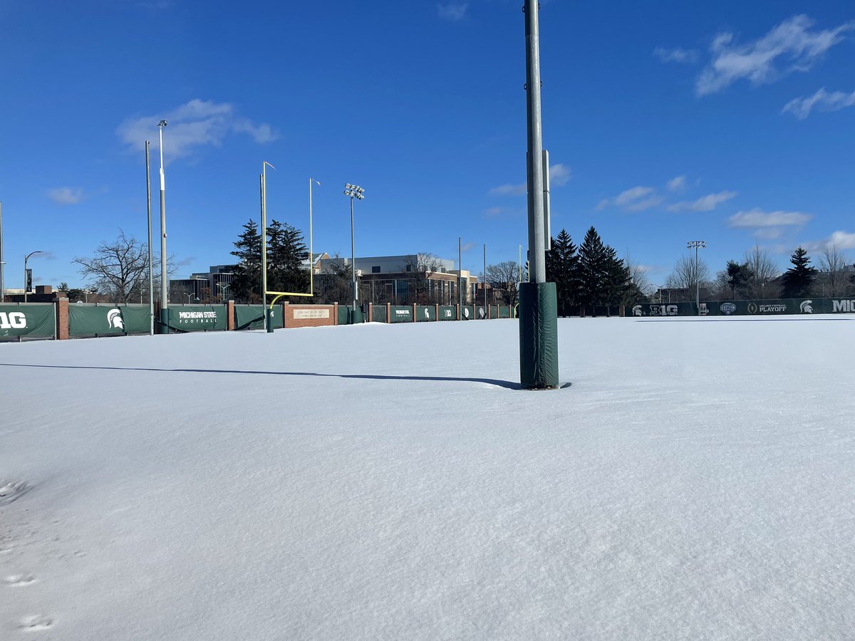 katinhouser's tweet image. Arrived at my new home! #GoGreen 💚