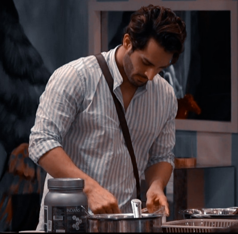 143all1's tweet photo. We Watch BB15 Only For #UmarRiaz

NO UMAR RIAZ NO BB15

@ColorsTV @BiggBoss @justvoot https://t.co/kyUQs15ef9