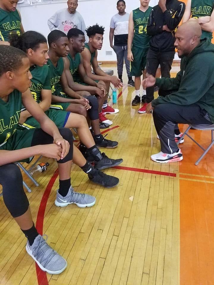 JAG32basketball's tweet photo. Respect is earned not given……..#ResteasyB https://t.co/oMVRtdbvpB