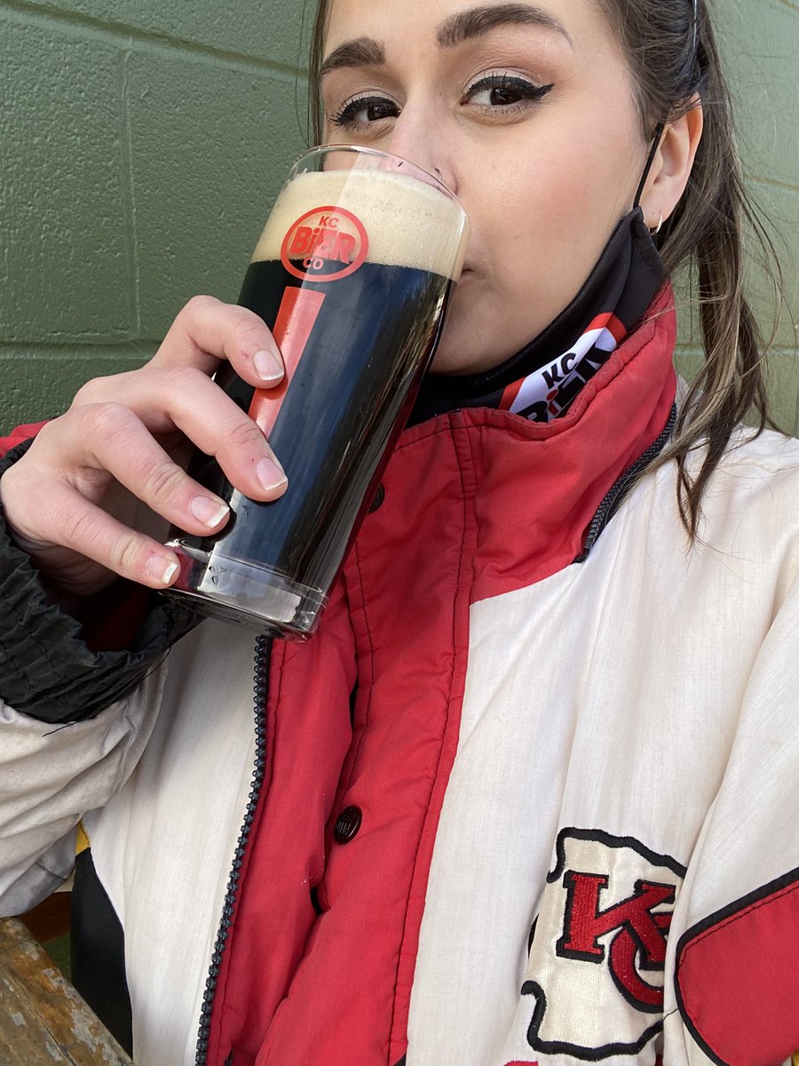 When it’s 20 degrees and you’re outside taking pictures of beer on Friday…🍻 #toughjob