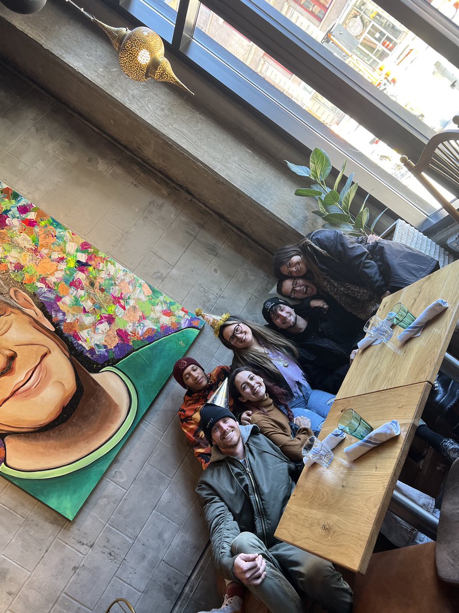 aleyah_shaw's tweet image. My friends are seriously so amazing idk what I did to deserve such incredible people in my life🥰🥰