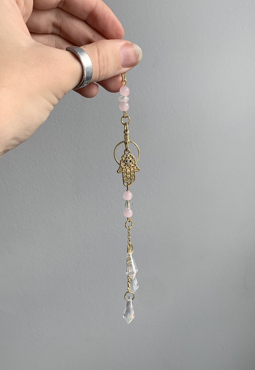 I made a few lil sun catchers today!✨💛

All 3 available now on my shop!🥺🌿🧚‍♀️

Link below!🌙RTs for support appreciated!