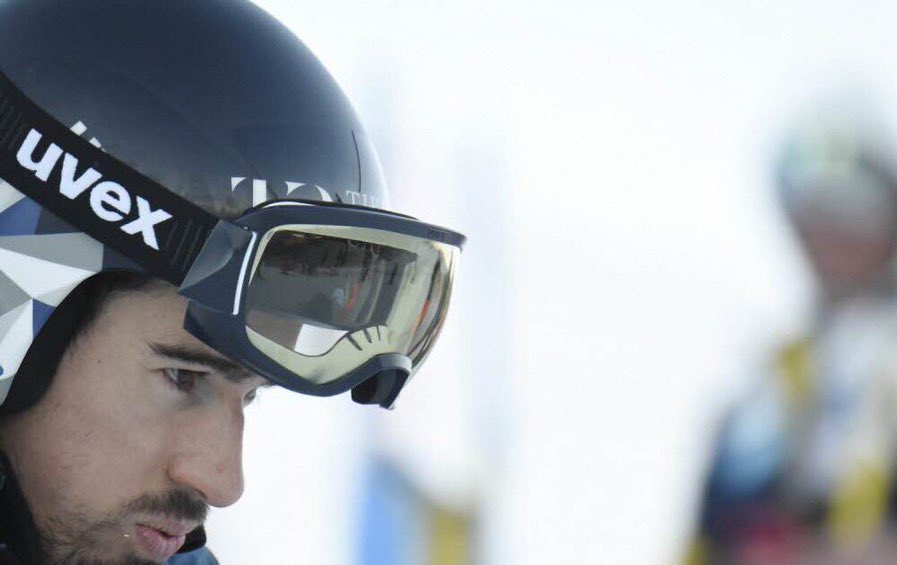 martinfkde's tweet image. Grosse pensées pour @vmuffatjeandet ca vous dit on l’inonde d’amour pour lui donner de la force? 💙💪🏻💙