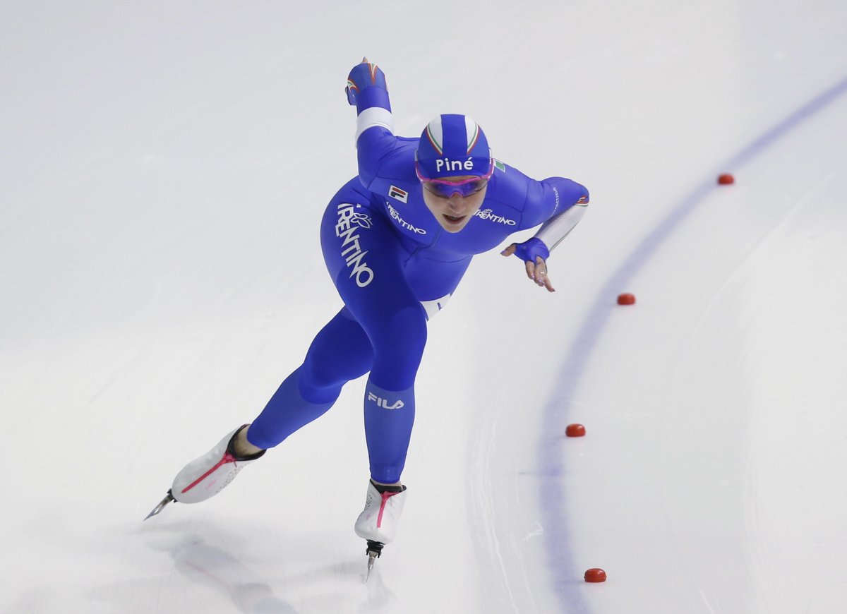 Coninews's tweet photo. DOPPIO BRONZOOOOO! ⛸️
Nella giornata di apertura degli #Eurospeed ad Heerenveen l'Italia sale sul terzo gradino del podio con Michele #Malfatti, Andrea #Giovannini e Davide #Ghiotto 🥉 nel Team Pursuit e con Francesca #Lollobrigida 🥉 nei 3000 metri! 🥳
#SpeedSkating @fisg_it https://t.co/61gwkrpJfg