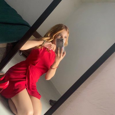 Jenniferdiaz164's tweet photo. #NuevaFotoDePerfil https://t.co/zZHrbj9ToI