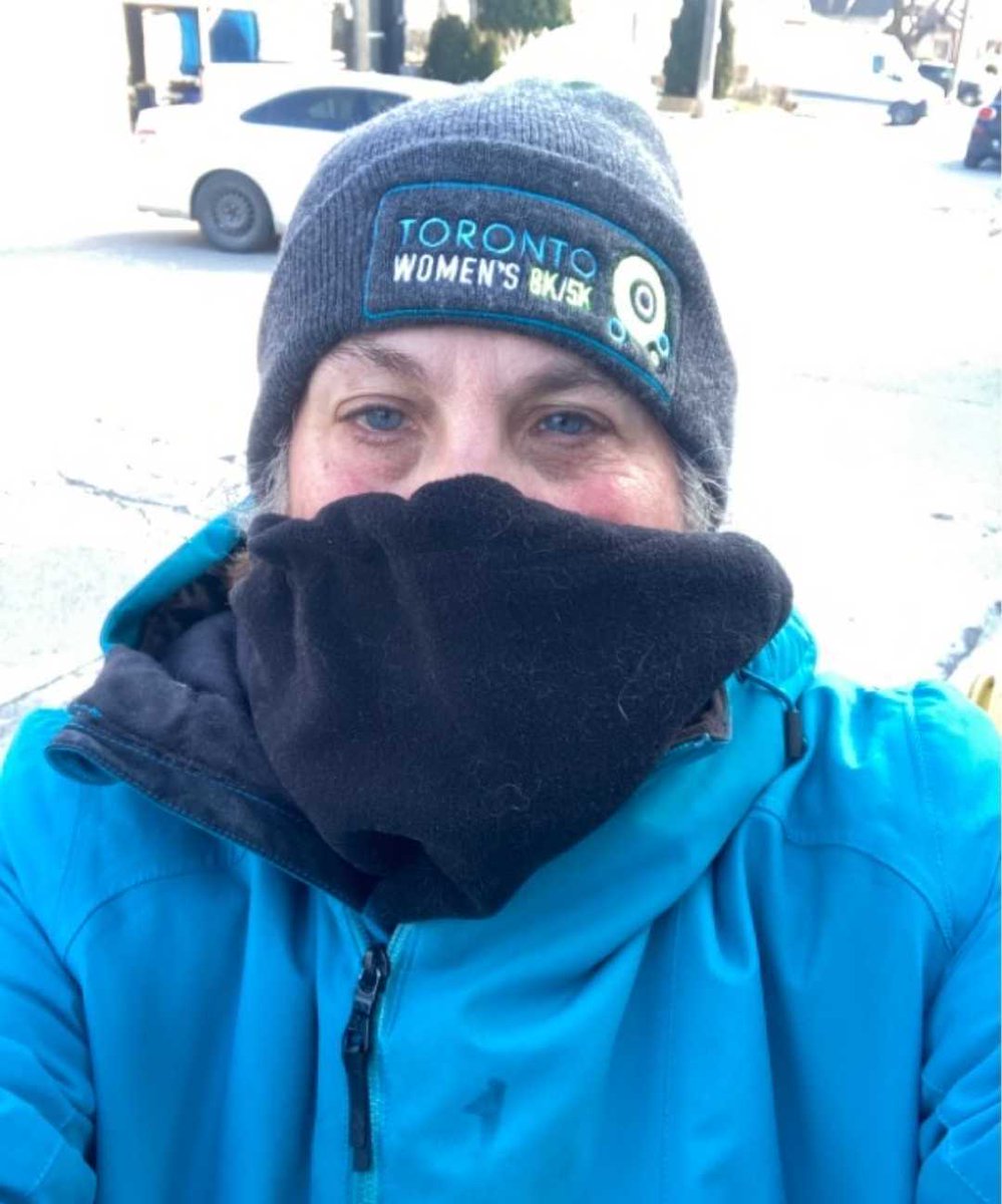 chargerunning's tweet photo. How are you dealing with the conditions today #runchat? https://t.co/KJ4zCixHGm