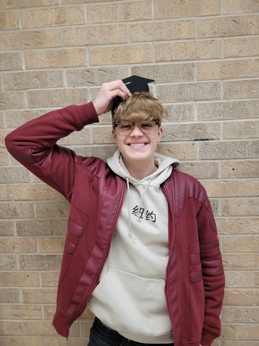 LHS College & Career Center tweet media