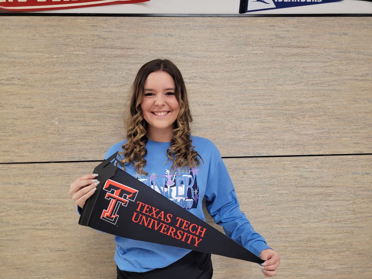Big congrats to Brynn Moore and Chance Hall! Brynn got accepted to Texas Tech and Chance got accepted to Texas State! What about you? Have you been accepted to a college or going to the military? If so, let us know! Click here: docs.google.com/forms/d/e/1FAI…