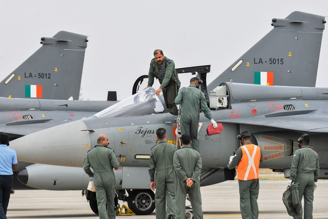 TheGhostRider31's tweet photo. In its final avatar, the single-seat #Tejas #Mk1 multirole light fighter was delivered in 2016 to the #No45sqn #IAF in IOC standard and in FOC standard to the #No18sqn #FlyingBullets #IAF in May 2020 thus beginning active service of this long-drawn project #IndiaAviation #HAL https://t.co/oG87dbHell
