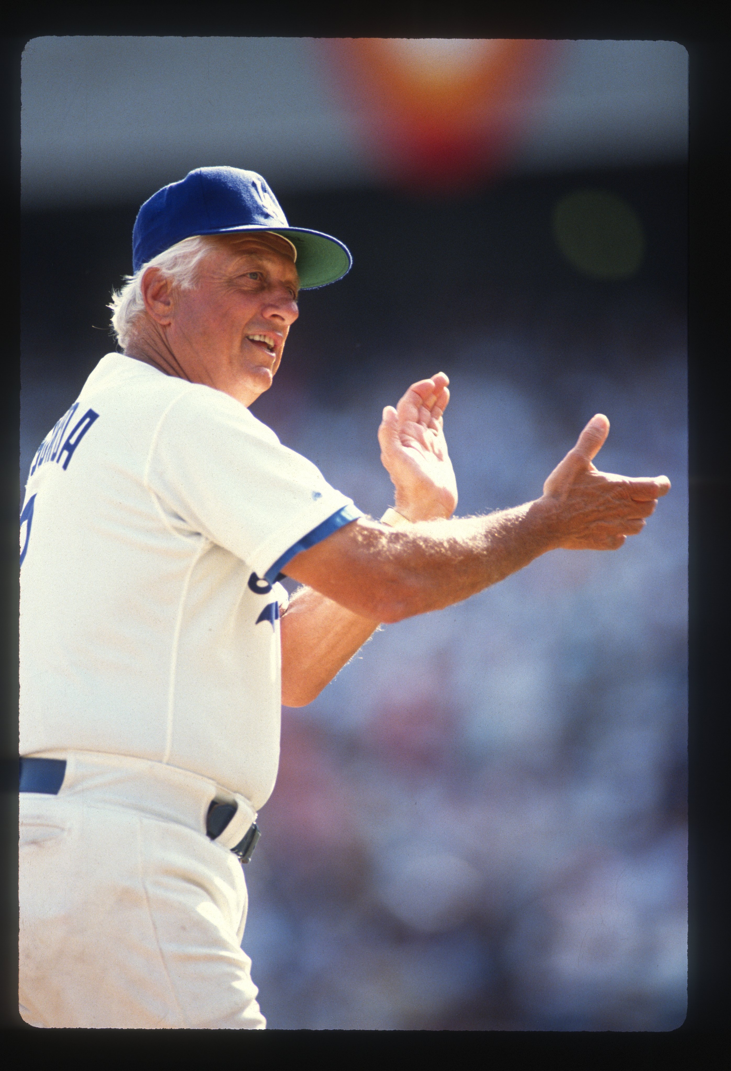 Dodgers: A look back at Tommy Lasorda's pitching career