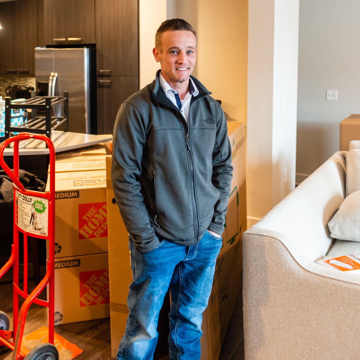 movingkingskc's tweet photo. We're here to simplify your moving experience, Kansas! To schedule a crew and a truck for your big day, give us a call: (913) 882-2121. #MovingCompany #OverlandPark #Kansas #MovingKings https://t.co/AmqyYlQEBK