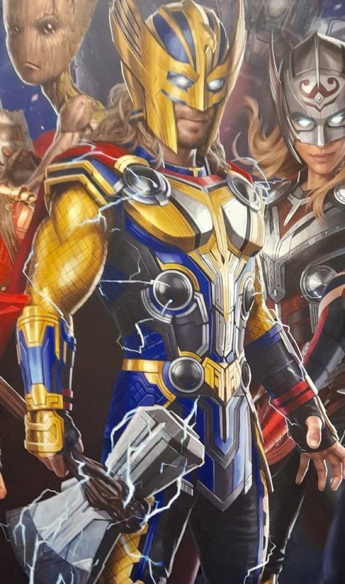 Thor looks like he got a hold of the chaos emeralds https://t.co/uTaLLjCeMz