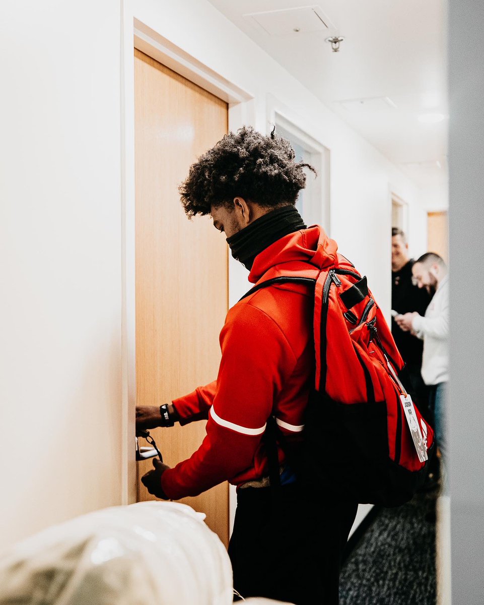 PackFootball's tweet photo. Move-In Day for the #PACK22 Mid-Years!🐺

#HTT | #1Pack1Goal https://t.co/rwGmGY6aRG