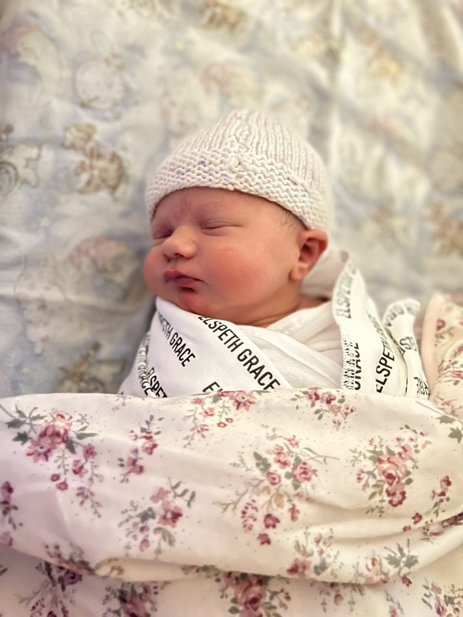 davidbridgen's tweet photo. Great to be home. Elspeth Grace Bridgen born 05.01.22 https://t.co/oVHAxO9oIE