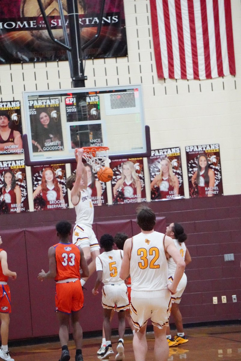 SV spartans with another DUB‼️ 44-38 against Marvin Ridge 

<a href="/DanieljVal/">Daniel Valentine</a> <a href="/SVBBallCoach/">SVHSAD</a> <a href="/SVHS_Athletics1/">Sun Valley High School Sports</a> <a href="/UCHOOPS/">Union County Hoops, Football, Baseball & Softball</a> <a href="/CoachQuay_/">Quay Chambers</a>