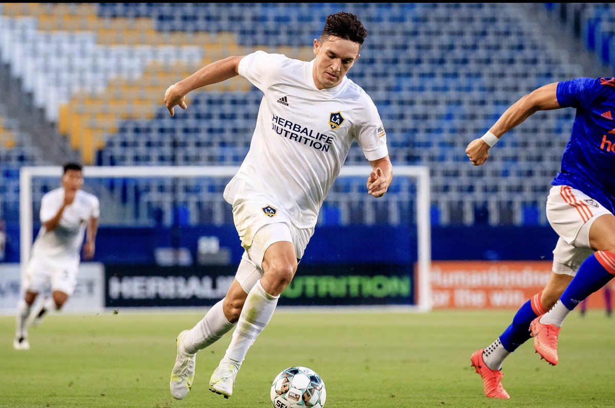 JERSEY GIVEAWAY‼️

Here is to a good 2022! Like and retweet for a chance to get a signed 2021 home jersey.

#vamosgalaxy