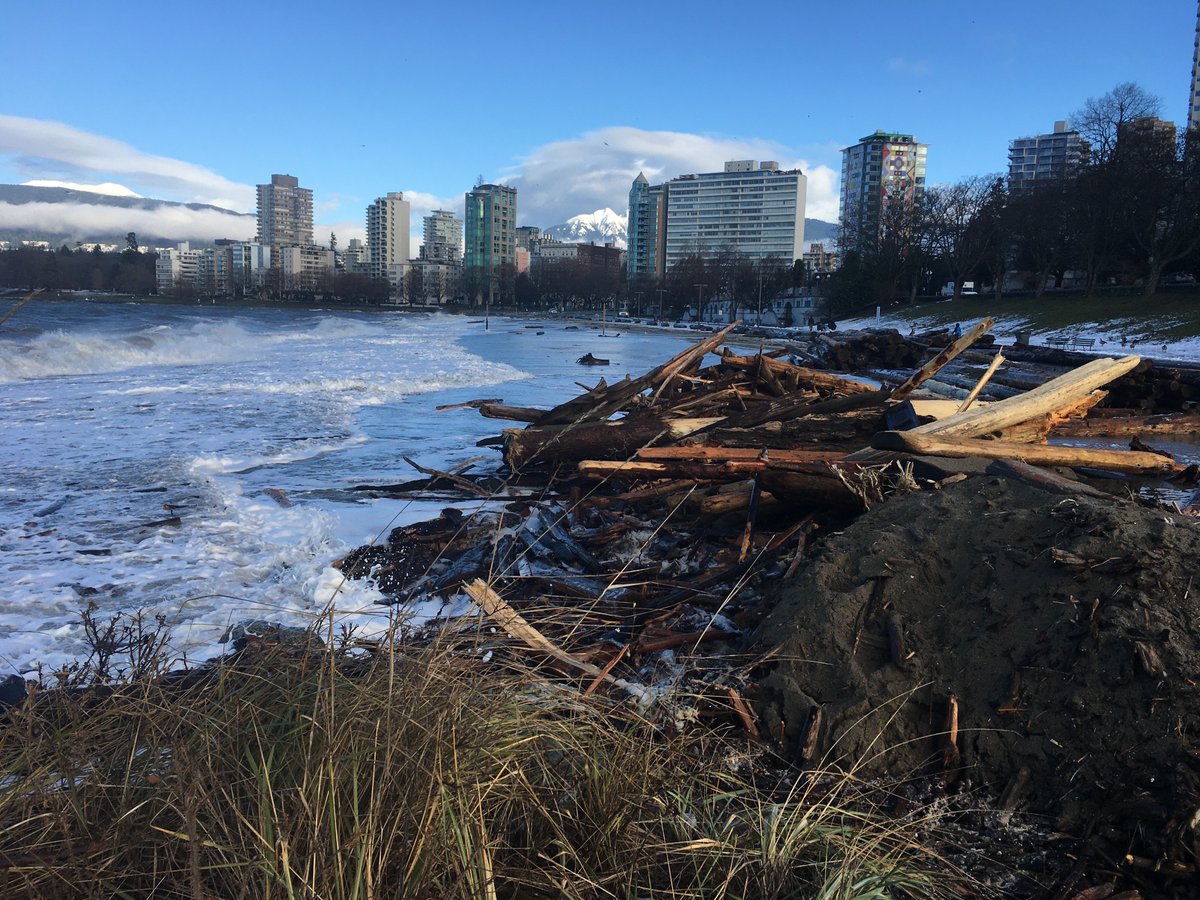 JWagstaffe's tweet photo. We don't always get a chance to visualize sea level rise. But this King Tide was forecast to push storm surge ~40 cm >than high tide. That's roughly what current climate projections have happening to Vancouver by 2050. Might not sound like much but it amplifies storms like today https://t.co/LqkgUUrCN5