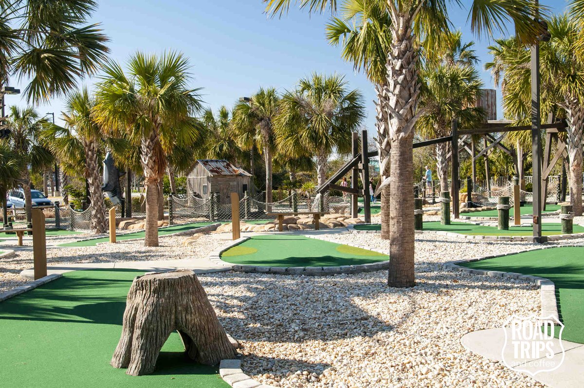 RoadTripsCoffee's tweet photo. When it was time to play, miniature golf was my first stop. Shrimpy's Mini Golf was a cookie-cutter course, but still fun to play. #flexcation @VisitALBeaches @TweetHomeAla
BIG question here: Do you call it "mini golf" or "putt putt?" https://t.co/STSqm712aG