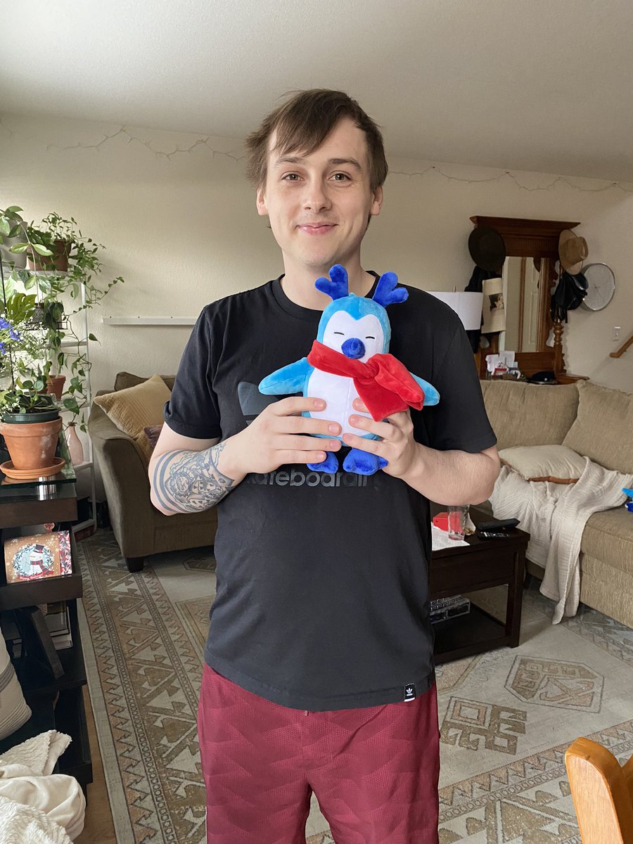 Rhabby_V's tweet photo. I was really scared to get the booster I hate needles.. but my @BlueWestlo made me feel so much better :)
#ThanksBlue https://t.co/l0jlof1bJO