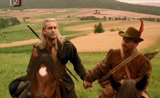 Every day I feel the utter urge to tell people that polish Hexer has this Yen, Geralt being affectionate with Dandelion, hugging Ciri and smiling
He even gets a smooch on the cheek from Ciri and he actually deserves it