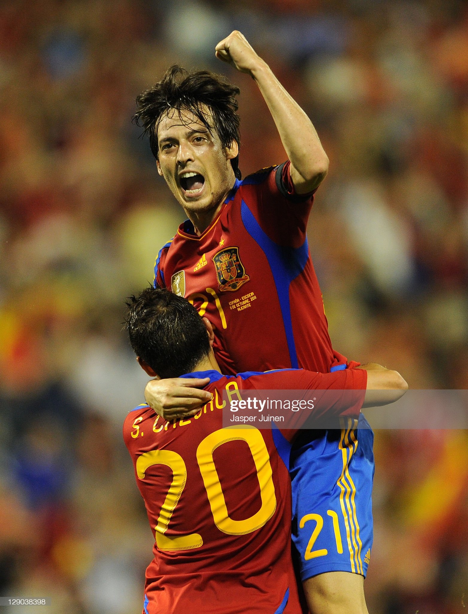 36 y l önce bugün David Silva dünyaya geldi.
Happy Birthday David. 
Feliz cumpleaños 