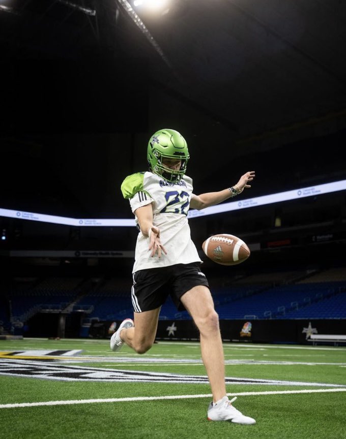 Chris_Sailer's tweet photo. Game on tomorrow for Chris Sailer Kicking selected Specialists @BryceMcferson @evancrenshaw22 @EthanMoczulski &amp; @VikingKicker in the @AABonNBC. Biggest stage in all of High School football. Be sure to tune in. #TeamSailer #PuntFactory https://t.co/ePdHo0BTyb
