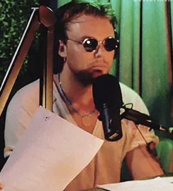 tayl4ndo's tweet image. these spot the difference games are getting harder