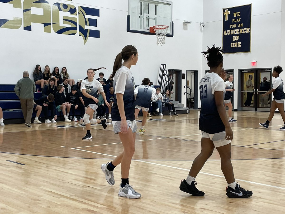 Beaufort Academy vs Hilton Head Christian here in the Low Country. Both ends of the Palmetto State covered tonight by <a href="/HHCALadyEagles/">LadyEaglesWBB</a> <a href="/hhcaeagles/">HHCA Athletics</a> #PrepGirlsHoops
