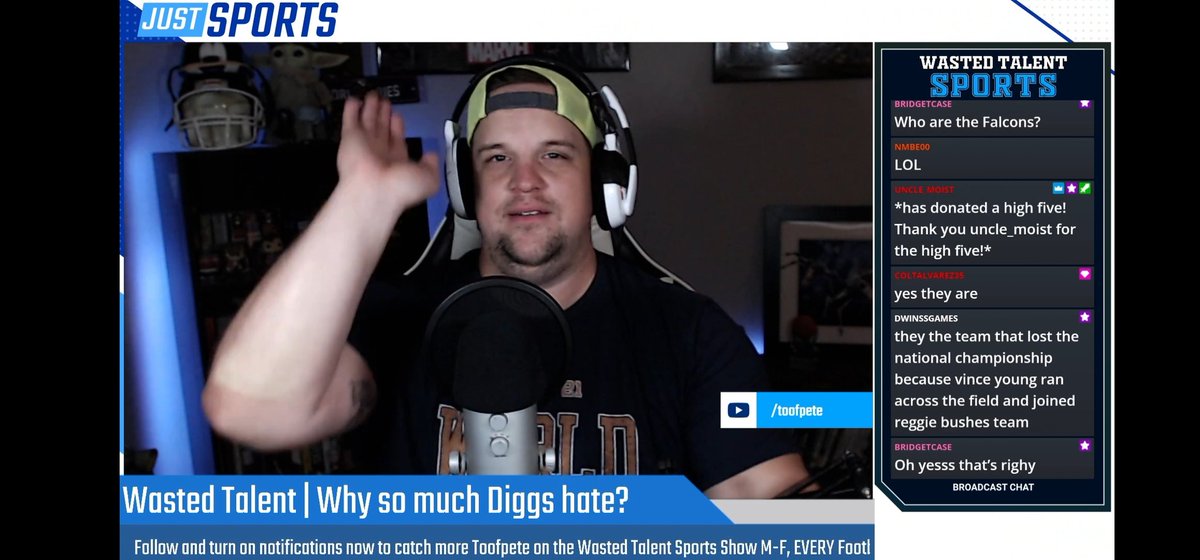 Tonight at 8 ct we're FINALLY going to have our <a href="/OvOGamingShow/">One V One: Gaming</a> Challenge Night w/ <a href="/THER4KE/">The Outlier of Rakes</a> and me facing off in #HaloInfinite

Jake is going to win because I can't do anything without pain. Come enjoy my misery.

twitch.tv/toofpete