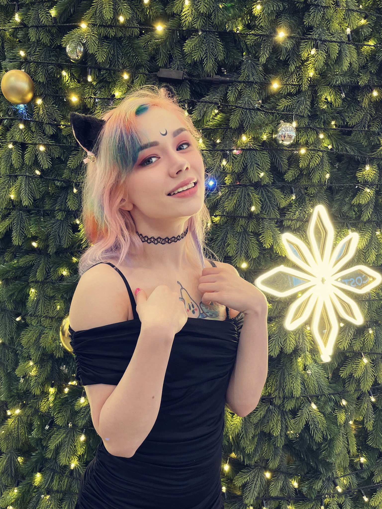 Shall i change the main pic of account to this photo? https://t.co/8llvk2R0BP