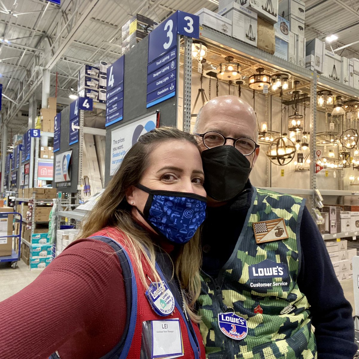 fraser_lei's tweet photo. Lowe’s 631 Glen Burnie Showing our support for Lowe’s 223 Gaithersburg, MD - Bonus: Meeting Joe 🖤 @0631S @FerdGonzalez01 @lucy30351065 @rodney54084585 @rodney54084585 @AntonioPLowes @MTrimble0631 @Jesus58412030 @LauraG813R1 https://t.co/awcW7wToBf