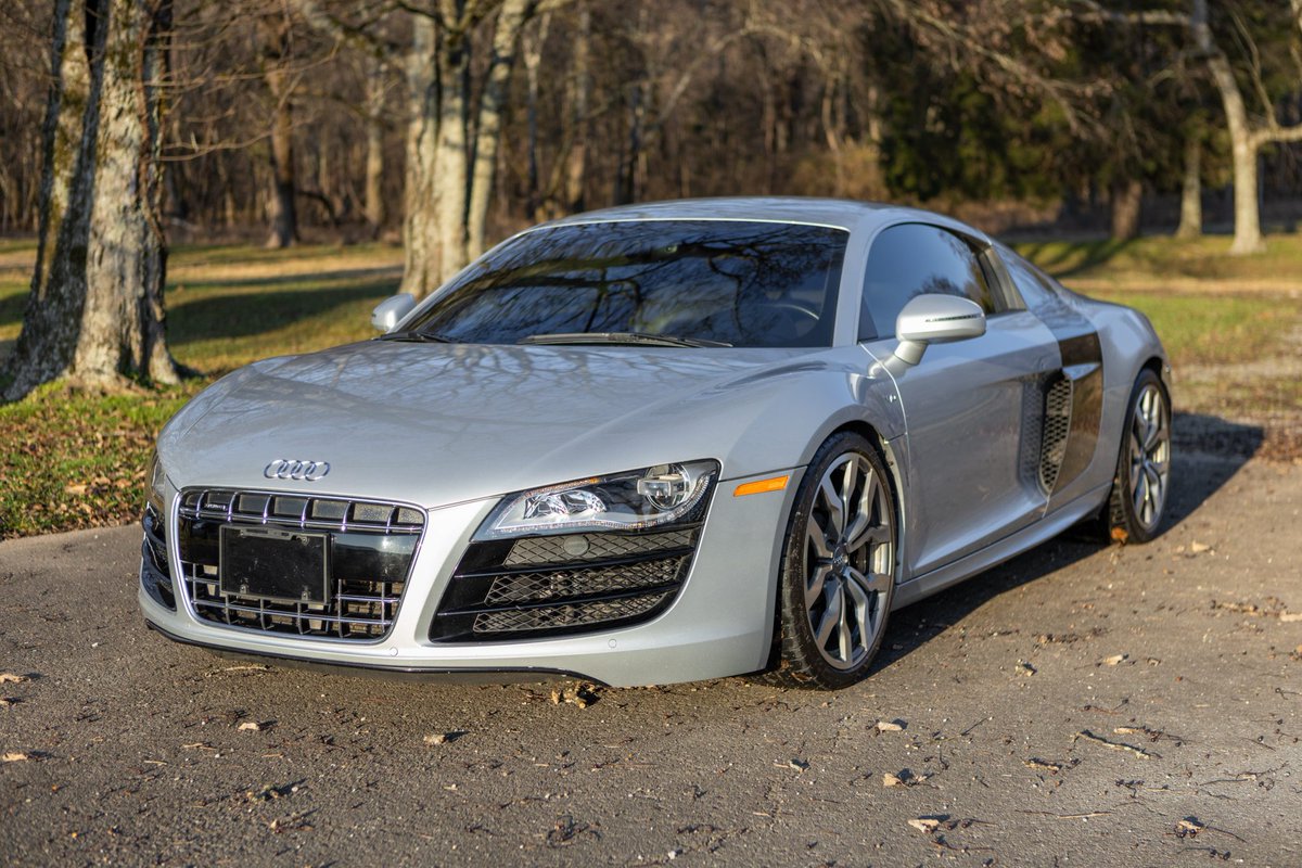 Now live at BaT Auctions: 2010 Audi R8 V10 6-Speed. bringatrailer.com/listing/2010-a…
