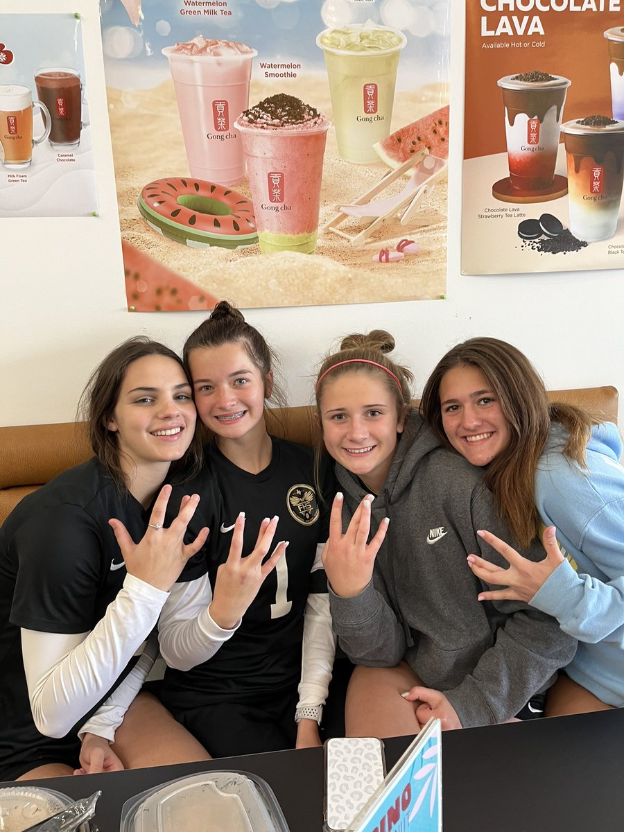 hhaleyhufff1's tweet photo. Excited for the rest of this season!! #wallerclassic @FosterSoccer https://t.co/dowvod5IyM