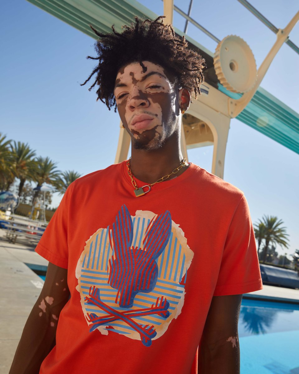 psychoBunny's tweet photo. Our Hailey graphic tee is the perfect vibrant complement to your bold personality.

Shop our Hailey tee on the link below.

https://t.co/0g9PwaanFb

#psychobunny #menswear #mensstyle #mensfashion #prespringcollection #prespring2022 https://t.co/c5g888yham
