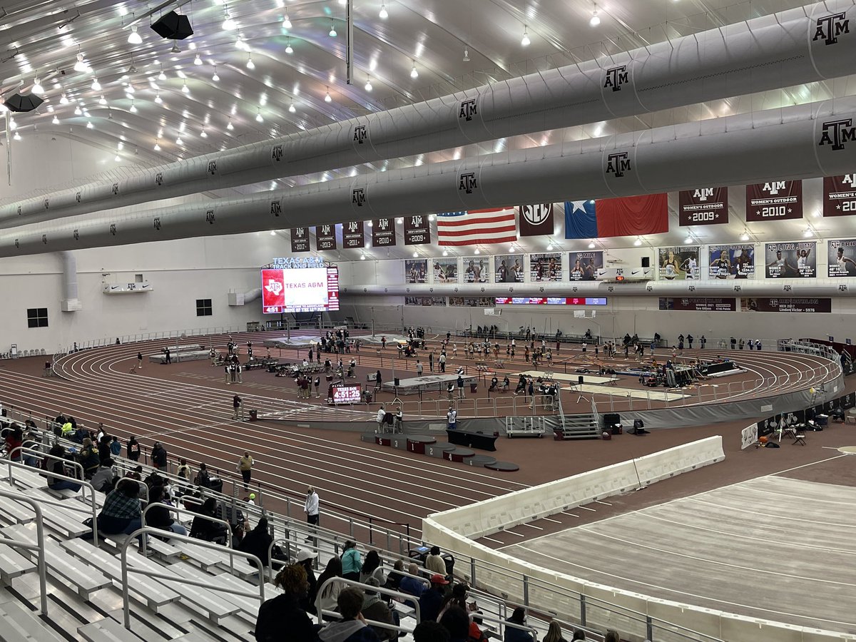 darrickware's tweet photo. It’s the first week of 2022, and these kids are not wasting any time. #TheTexasSpeedProject https://t.co/xCS5SfoYhR