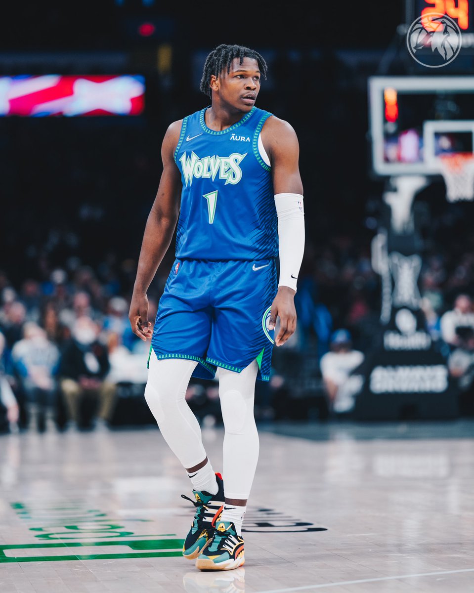 Timberwolves's tweet image. THIS MAN IS ON 🔥🔥🔥

RT to vote @theantedwards_ to #NBAAllStar