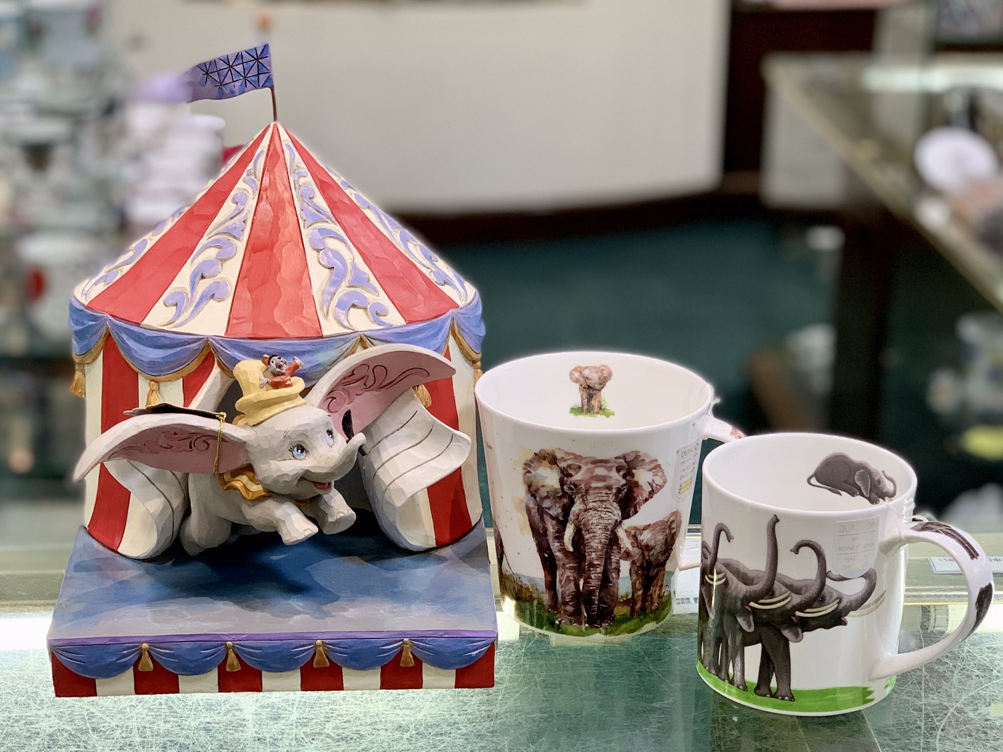 横浜元町 タカラダ 勝手にコラボ 第八弾は ダンボ マグカップ 今回は勇ましい感じの象柄のみです ダンボ 象 ディズニートラディション ダヌーン マグカップ 勝手にコラボ 横浜元町 タカラダ Dumbo Dunoon Disneytraditions Mug 横浜元町 タカラダ 勝手にコラボ 第八弾は ダンボ マグカップ 今回は勇ましい感じの象柄のみです ダンボ 象 ディズニートラディション ダヌーン マグカップ 勝手にコラボ 横浜元町 タカラダ Dumbo Dunoon Disneytraditions Mug