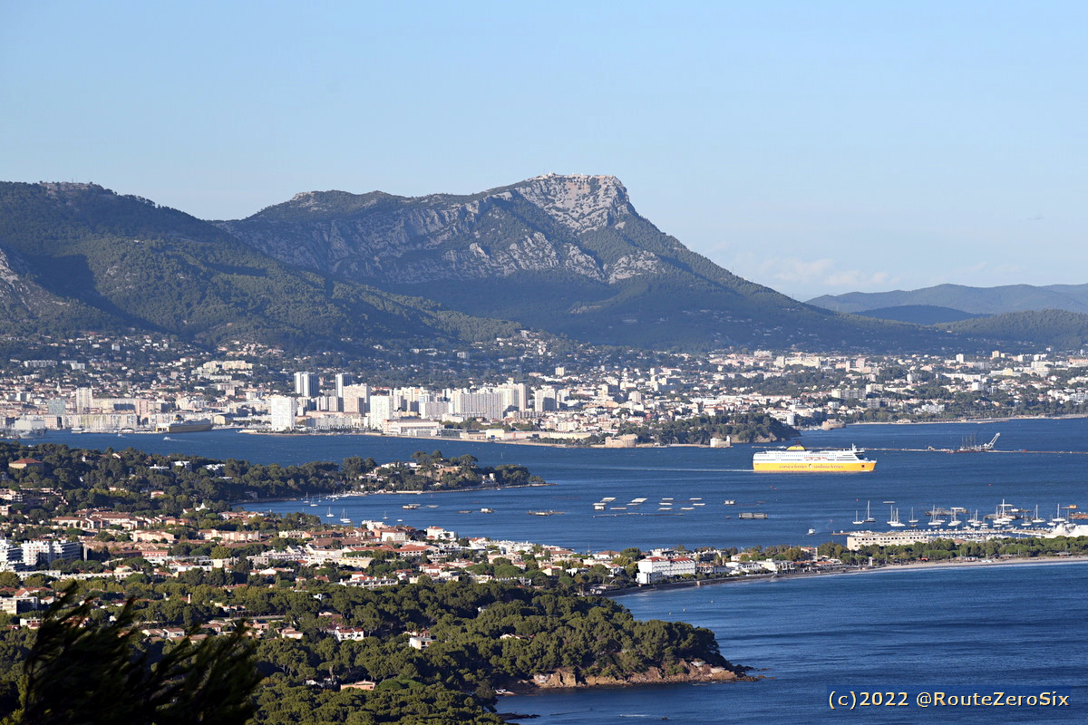 La rade de Toulon

#Toulon #CotedAzurFrance #MagnifiqueFrance #FranceMagique #BaladeSympa
