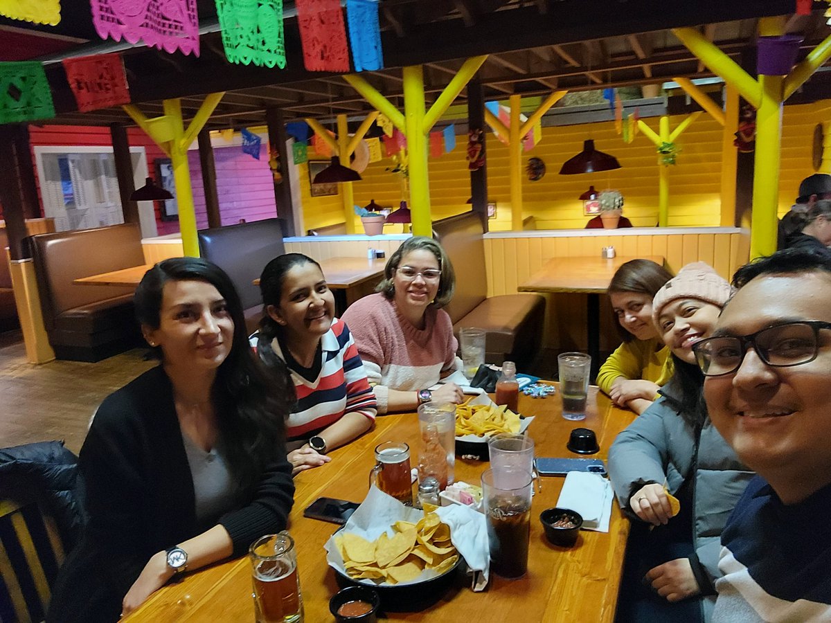 Montserratsanm3's tweet photo. Today we had our first Connection meeting,we sure did enjoy a great time and good laugh!
@ParticipateLrng 
@kathiguera 
@Mrs_LinaHC 
@ms_luco 
@gabycortesramos 
Jairo
#unitingourworld https://t.co/MAzB02rAhO
