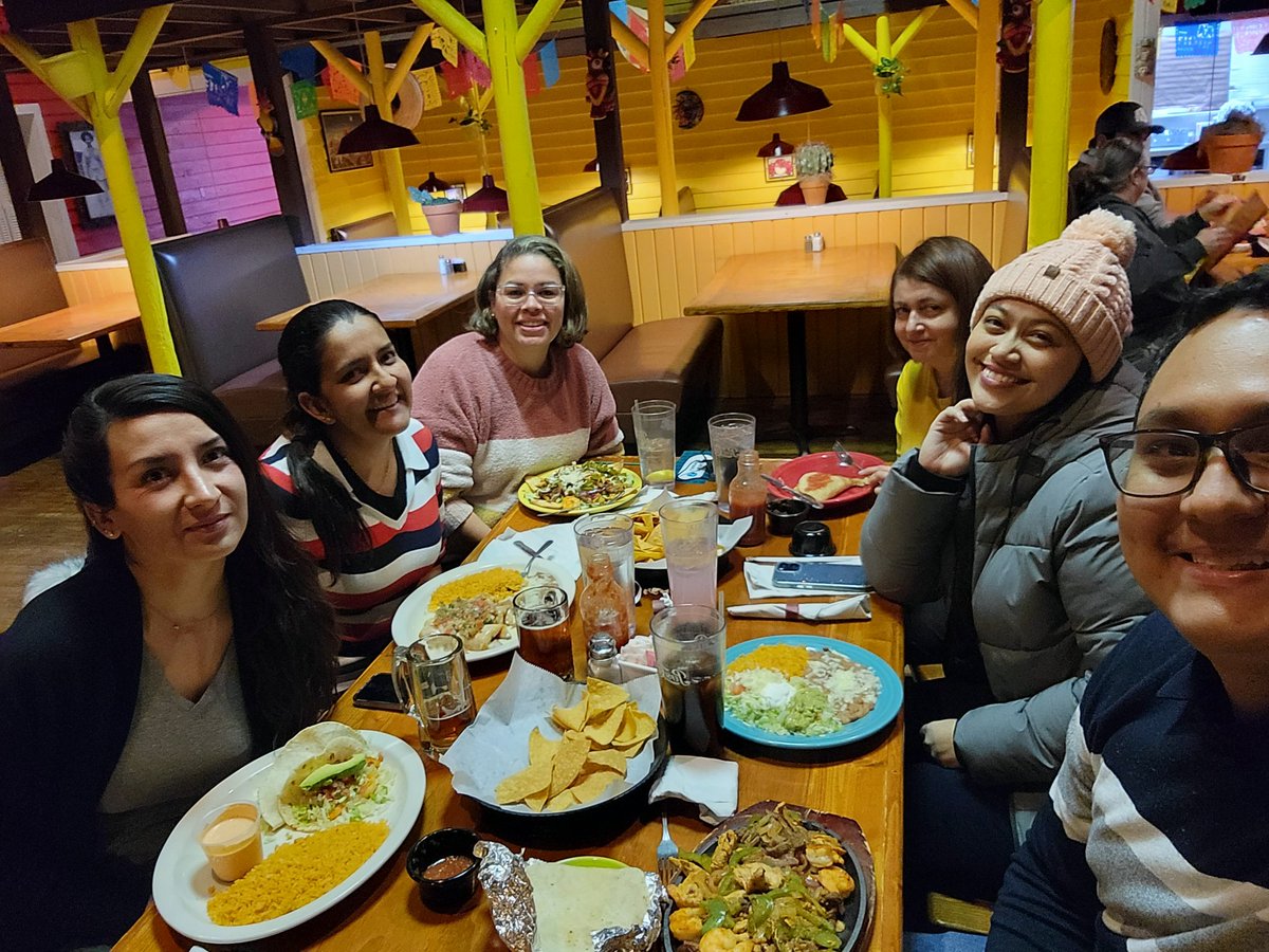 Montserratsanm3's tweet photo. Today we had our first Connection meeting,we sure did enjoy a great time and good laugh!
@ParticipateLrng 
@kathiguera 
@Mrs_LinaHC 
@ms_luco 
@gabycortesramos 
Jairo
#unitingourworld https://t.co/MAzB02rAhO
