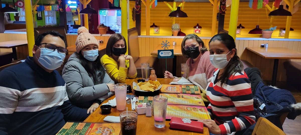 Montserratsanm3's tweet photo. Today we had our first Connection meeting,we sure did enjoy a great time and good laugh!
@ParticipateLrng 
@kathiguera 
@Mrs_LinaHC 
@ms_luco 
@gabycortesramos 
Jairo
#unitingourworld https://t.co/MAzB02rAhO