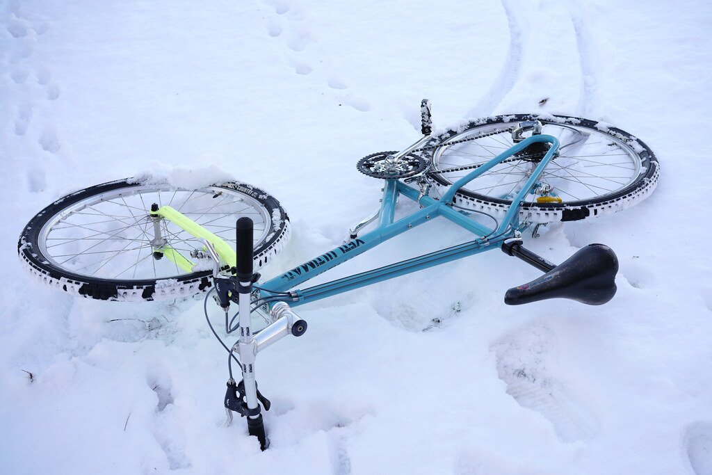 kazumaakahane's tweet photo. #SIGMAfp #Snow #YetiCycles #YetiUltimate #ForRamblingOnly #VintageMTB #OldMTB https://t.co/xWg15rh0ez https://t.co/aa9lx9kldx