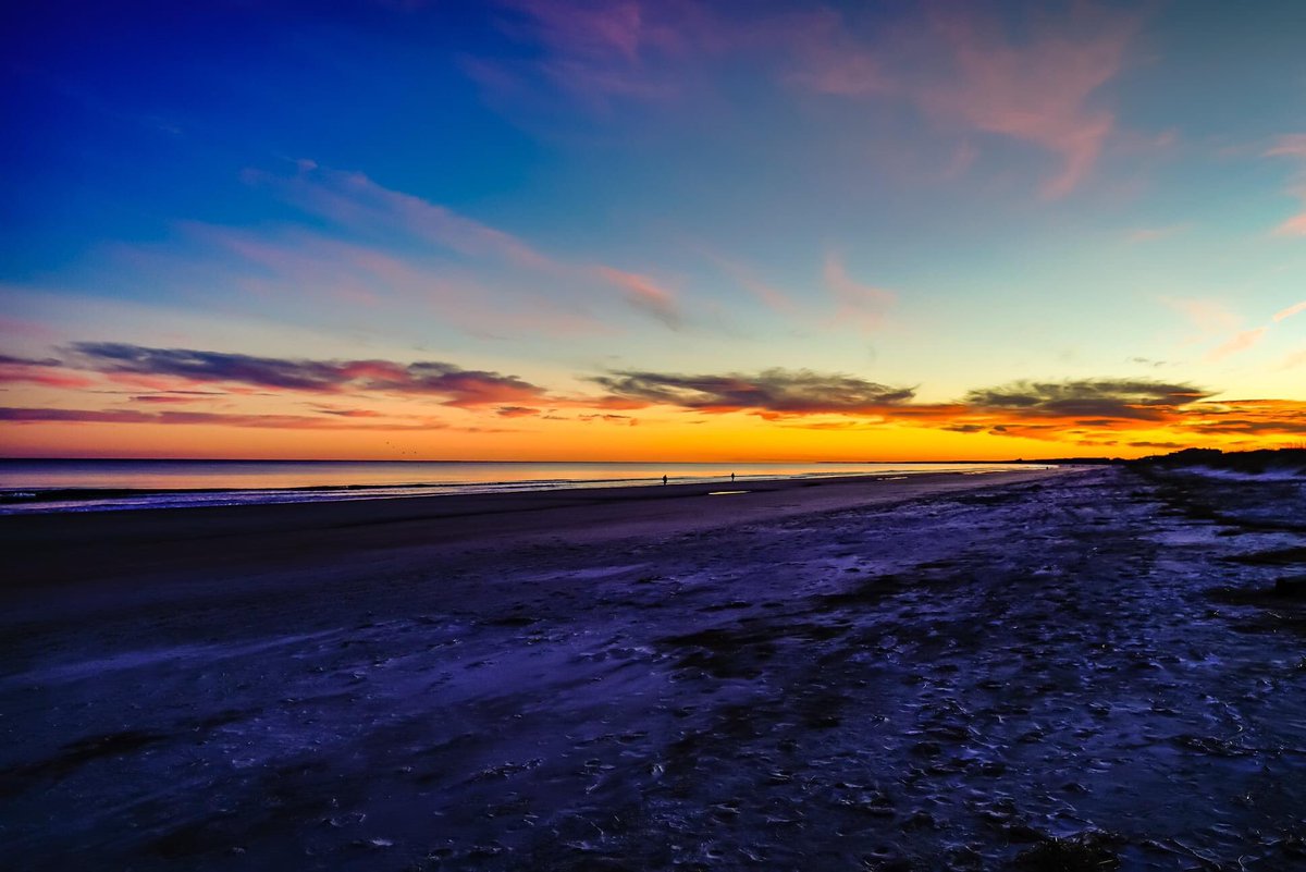 I enjoy my talks with the higher power, just wondering if most of you do as well? Tonight’s sunset looking south from Huntington Beach State Park 😊🙏✅ <a href="/EdPiotrowski/">Ed Piotrowski</a> <a href="/TommyCPhotogra3/">Tommy Cooke</a> <a href="/BarryVee/">Barry Vee 🙏🎙⚾🎵</a> <a href="/sunset_wx/">Sunset Weather</a> <a href="/JimKicklighter/">JimK</a> <a href="/RealSaltLife/">Salt Life</a> <a href="/OutSpokAdventur/">Staying Encouraged</a>