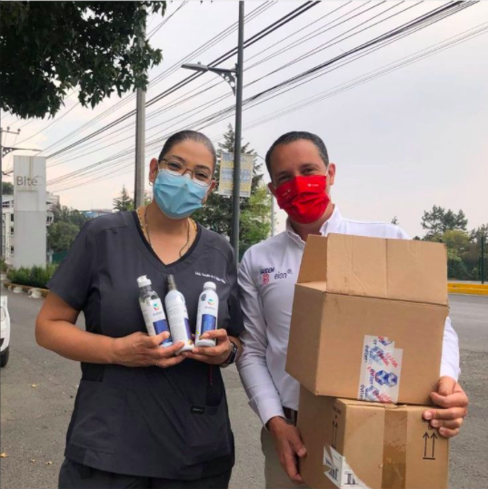 EviterMX's tweet image. En apoyo a la primera línea de atención ante esta nueva ola de contagios, realizamos una donación de productos al personal de enfermería en la Clínica Prenatal y Hospital Rubén Leñero. 
¡Juntos hagamos frente!

#Eviter #Cuídate