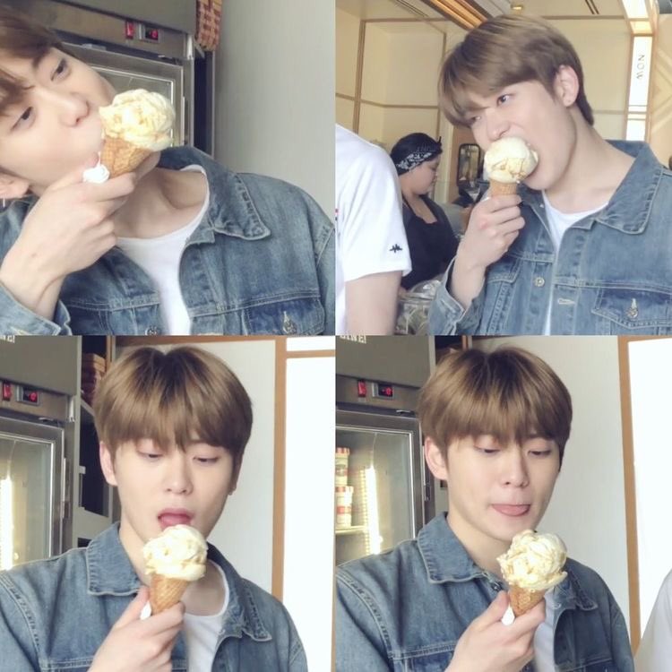 มีเด็กต่อแถวรอตั้งแต่เมื่อคืน