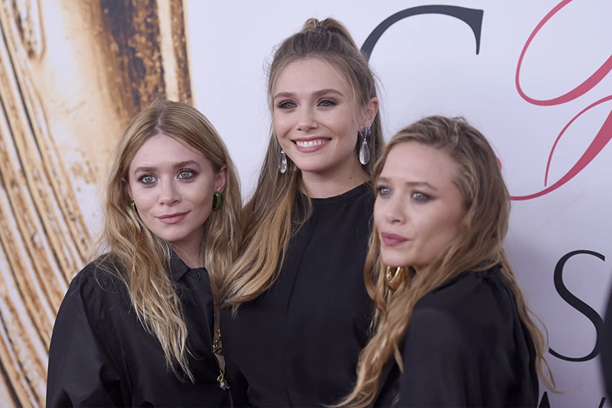 IMDb on Twitter: "The Olsen twins? Try the Olsen 𝘴𝘪𝘴𝘵𝘦𝘳𝘴. 👀 Elizabeth, Mary-Kate, and Ashley are just a few famous siblings in our full list: https://t.co/hRQB2vKrLY https://t.co/ZH4sq6MQ2F" / Twitter