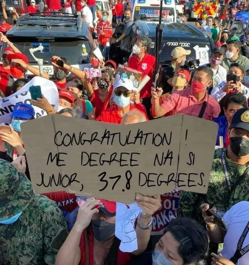 PinoyAkoBlog's tweet photo. Hoy! Grabe kayo! 😂😂😂 https://t.co/3lftJ8n73o