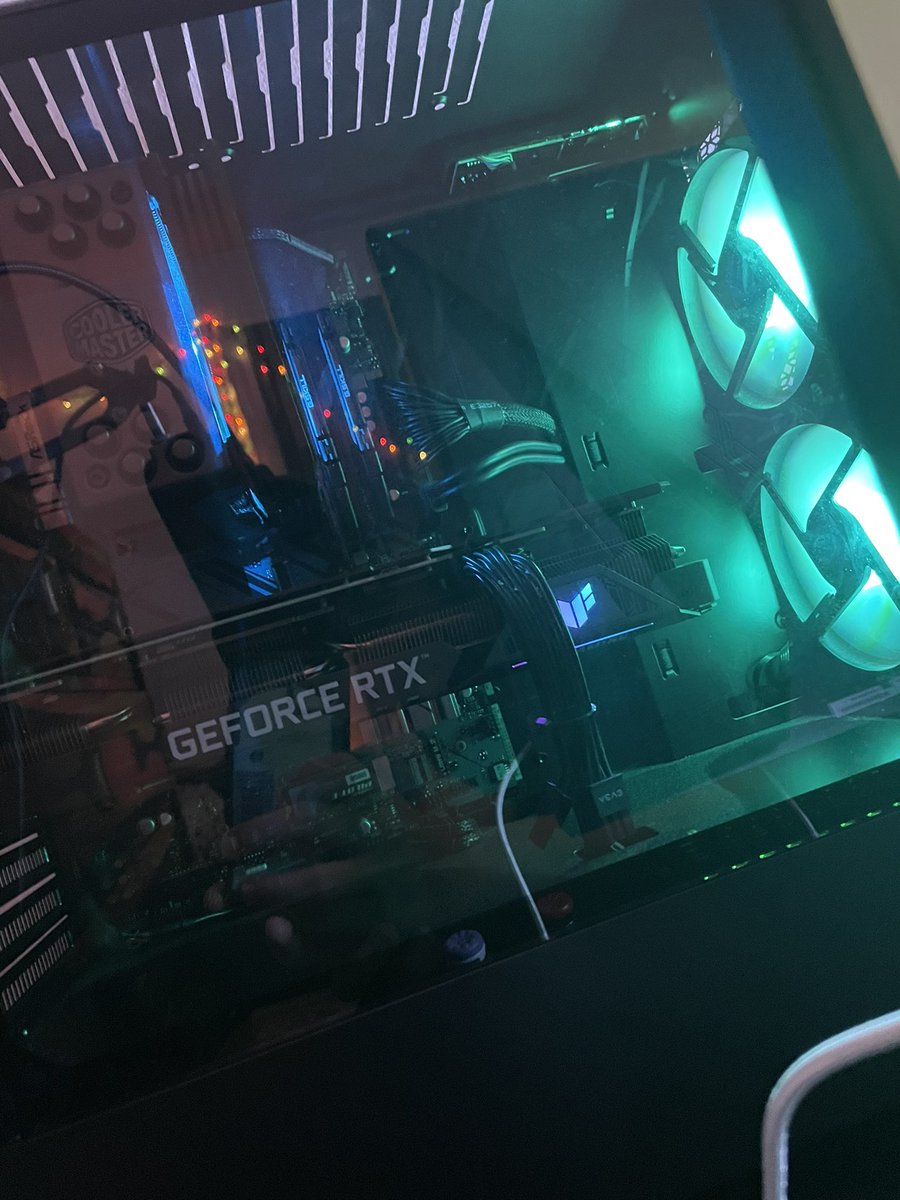 Rexqs_'s tweet photo. 2000$ pc giveaway 

To enter the giveaway you must follow my twitch and twitter and also like and retweet

I will choose the winner when we hit the sub goal, winner will be picked in stream https://t.co/we2bTSGmoE